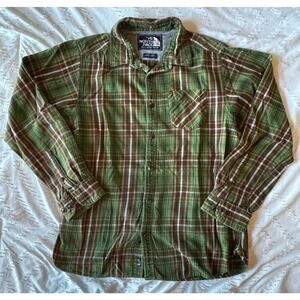 The North Face green plaid button up size large flannel